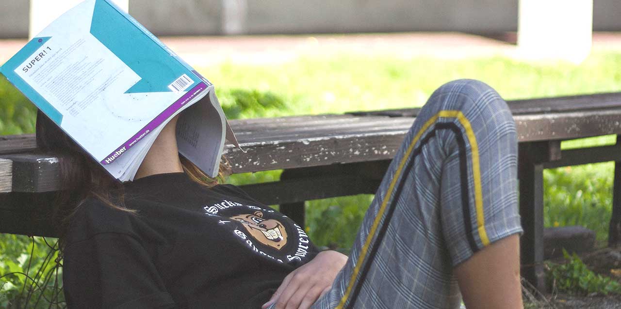 ¿Por qué no descanso al dormir?